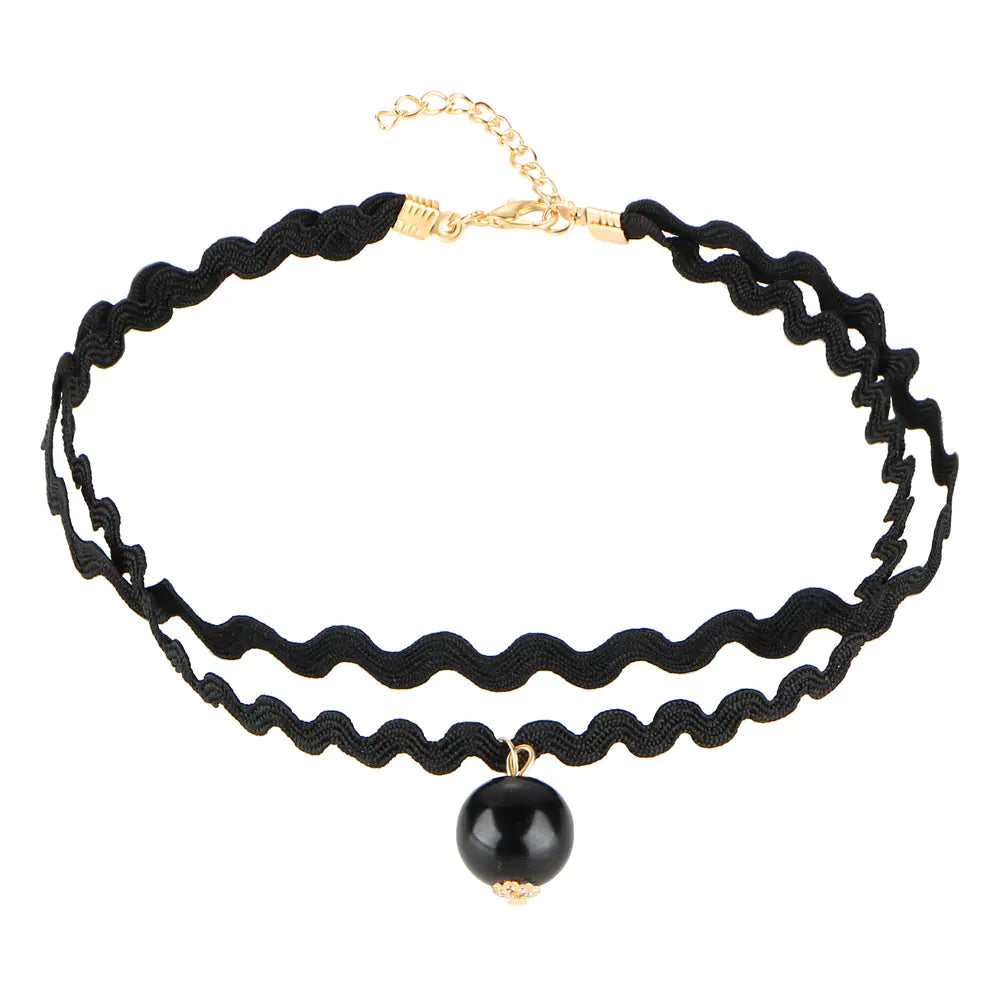 Gothic Minimalist Choker Necklace Set with Lace